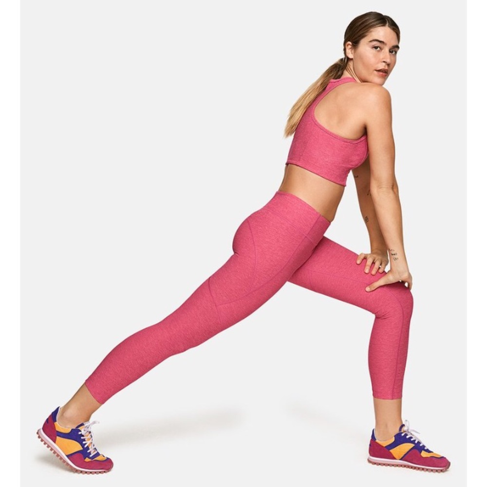 BNWT! OV 3/4 Warmup Legging Flamingo Pink